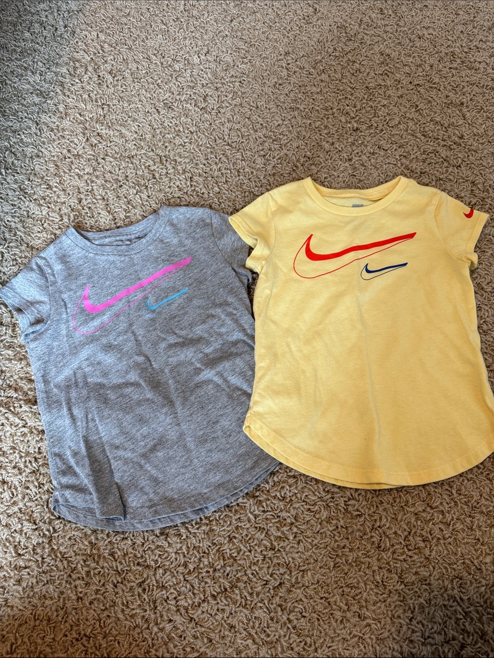 Nike Toddler Short Sleeve Tees in Yellow and Gray with Multicolor Swooshes